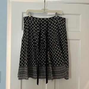 Bcbg max azria black and white geometric skirt